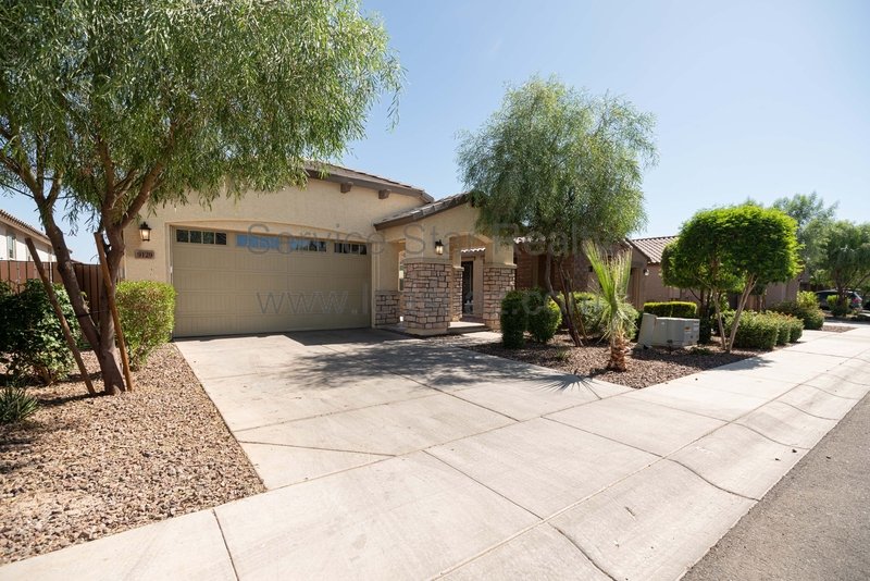 2021 Built Home in Crest at Western Enclave in West Phoenix property image