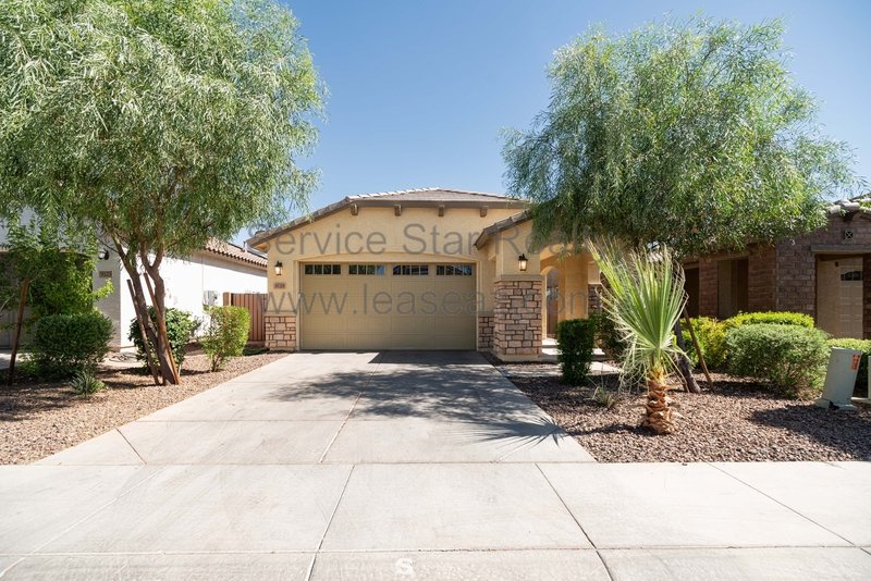 2021 Built Home in Crest at Western Enclave in West Phoenix property image