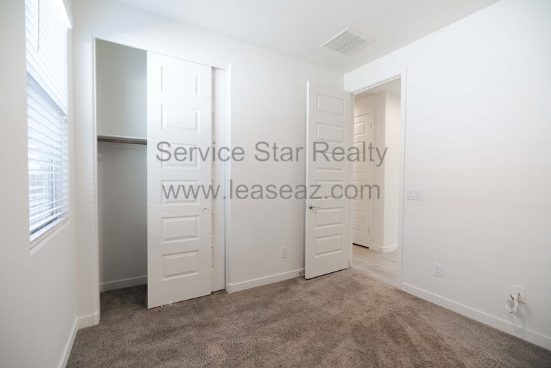 2021 Built Home in Crest at Western Enclave in West Phoenix property image