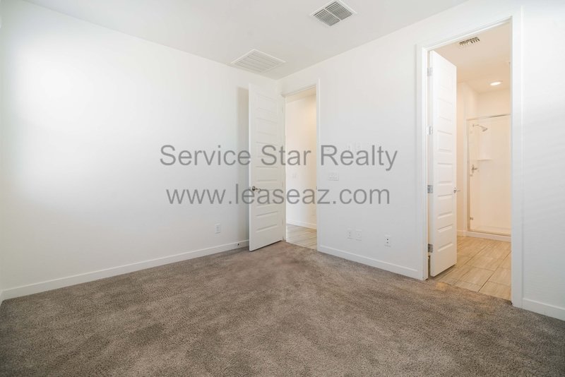 2021 Built Home in Crest at Western Enclave in West Phoenix property image