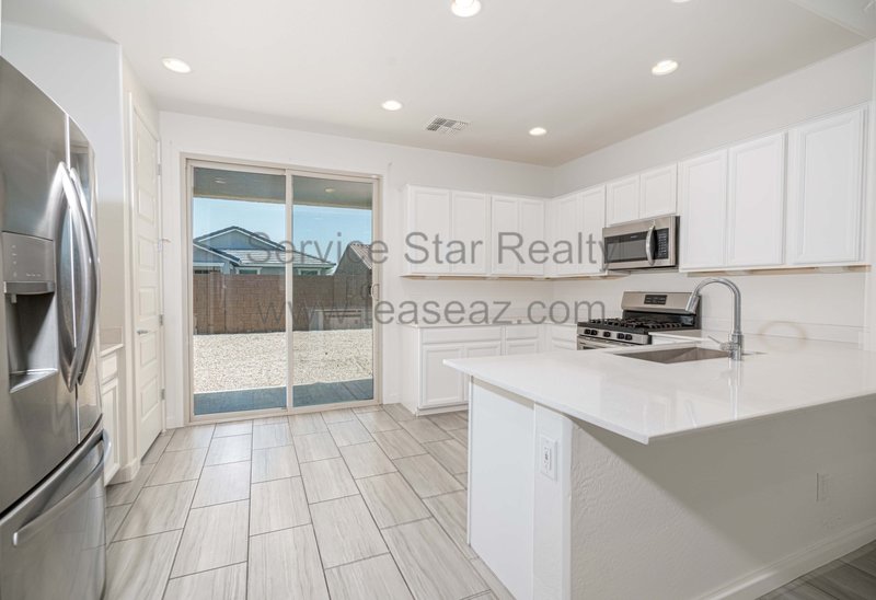 2021 Built Home in Crest at Western Enclave in West Phoenix property image