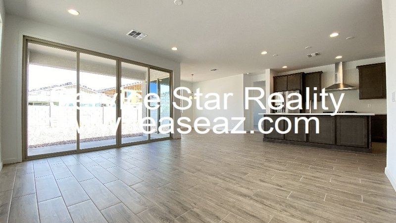 Beautiful Eastmark 3 Bedroom + Den! property image