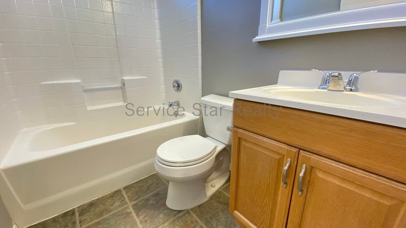 Fantastic 3+2.5 home in Glendale! property image