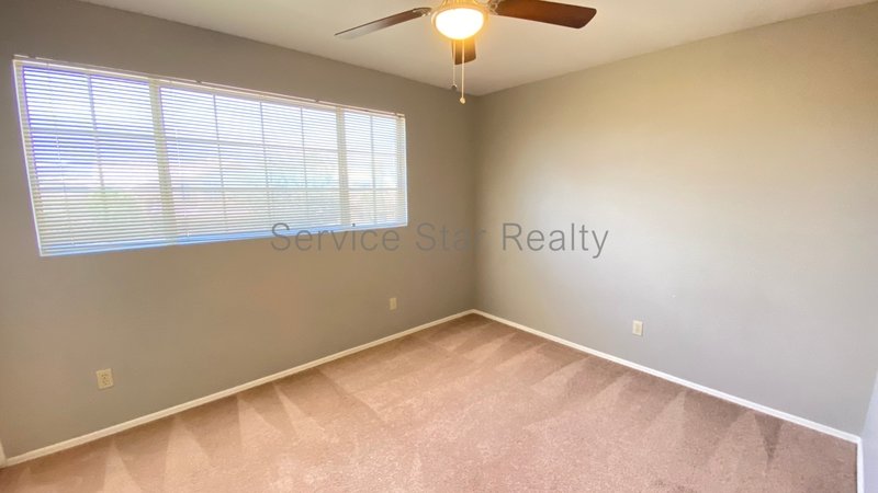 Fantastic 3+2.5 home in Glendale! property image