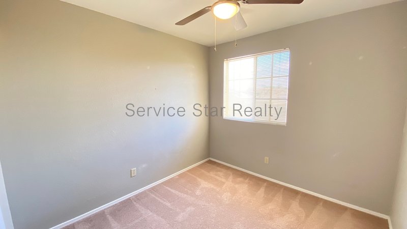 Fantastic 3+2.5 home in Glendale! property image