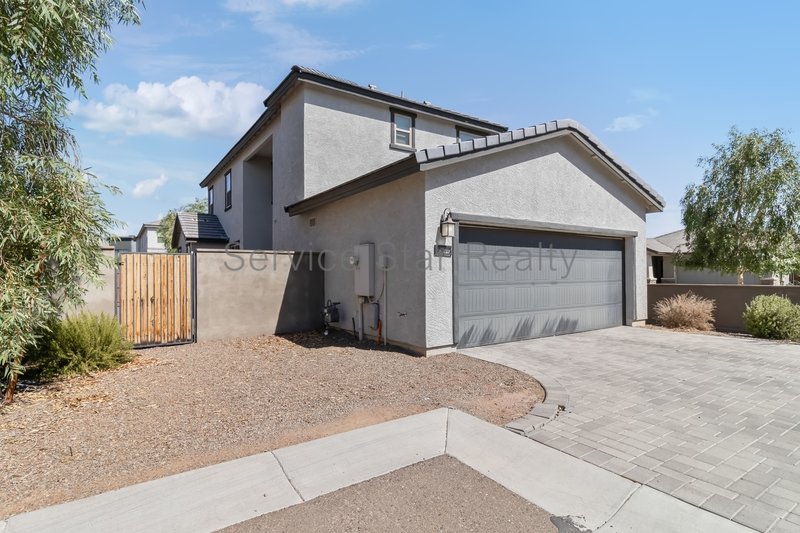 Beautiful 3BR/2.5 BA  in Union Park! property image