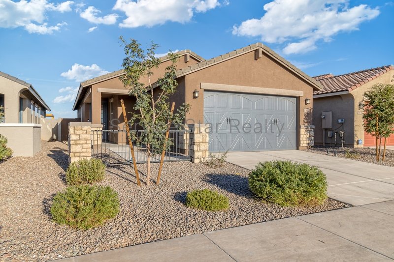 **1 MONTH FREE RENT!!** property image
