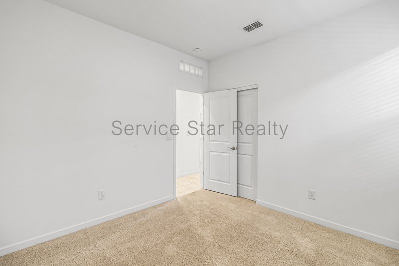 **1 MONTH FREE RENT!!** property image