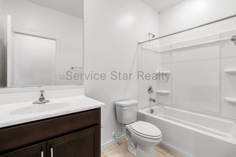 **1 MONTH FREE RENT!!** property image