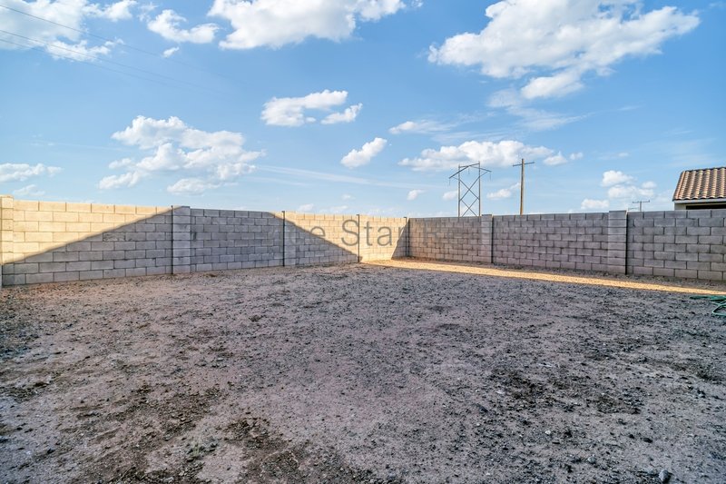 **1 MONTH FREE RENT!!** property image