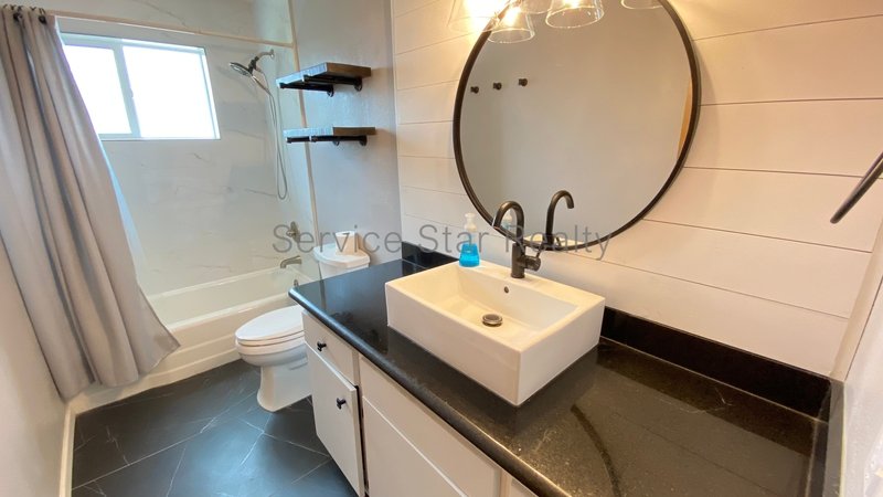 Modern 3-Bed, 2-Bath Home with Stylish Upgrades in Phoenix property image