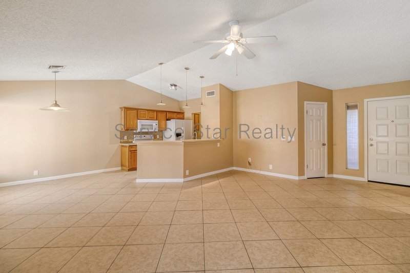 2-Bed, 1.5-Bath Home with Pool and Low-Maintenance Yard in Glendale property image