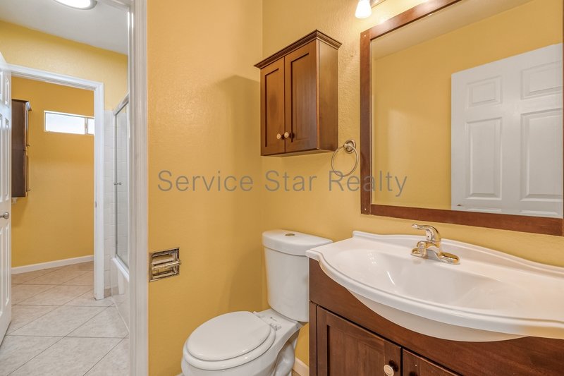 2-Bed, 1.5-Bath Home with Pool and Low-Maintenance Yard in Glendale property image
