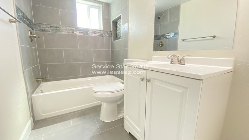 **MOVE IN SPECIAL -- 2 WEEKS FREE RENT!!** property image