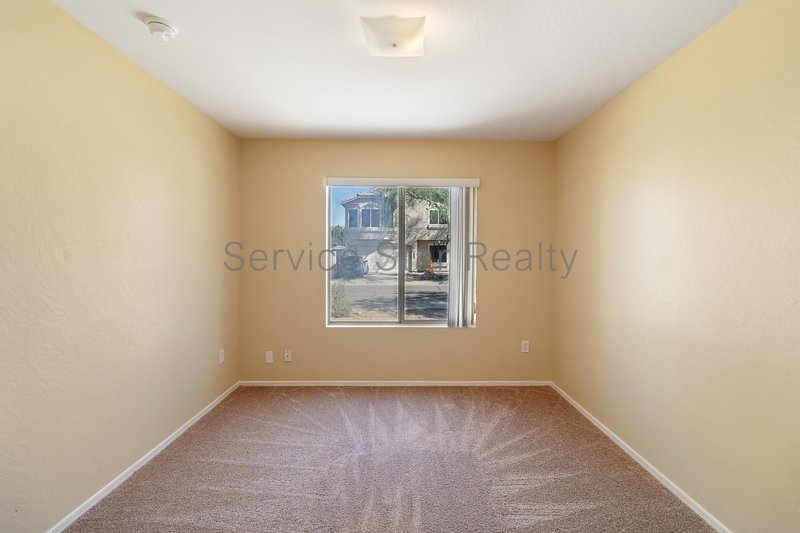 Spacious 3-Bed, 2.5-Bath Home with Loft in North Phoenix property image