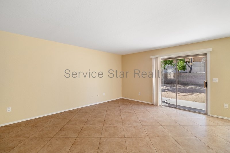 Spacious 3-Bed, 2.5-Bath Home with Loft in North Phoenix property image