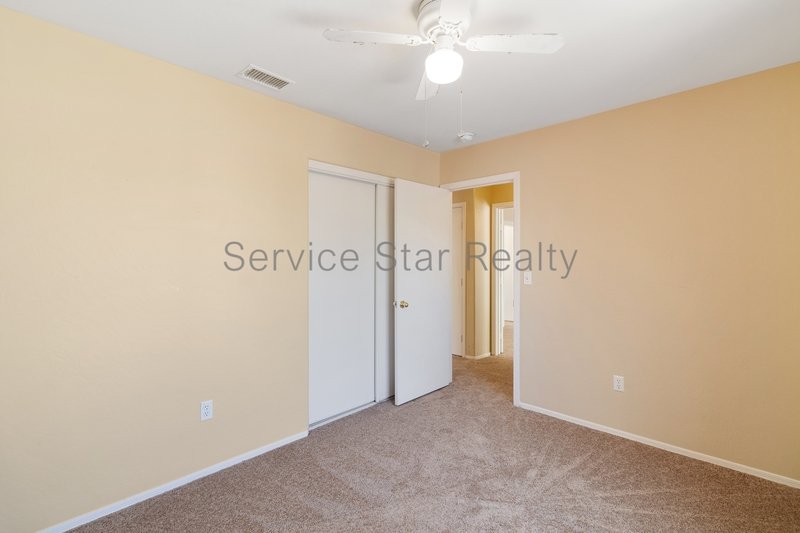 Spacious 3-Bed, 2.5-Bath Home with Loft in North Phoenix property image