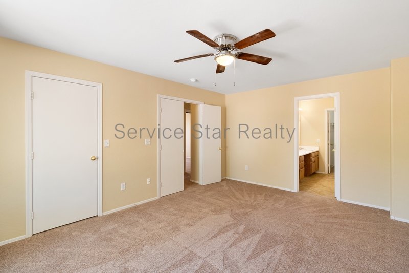 Spacious 3-Bed, 2.5-Bath Home with Loft in North Phoenix property image