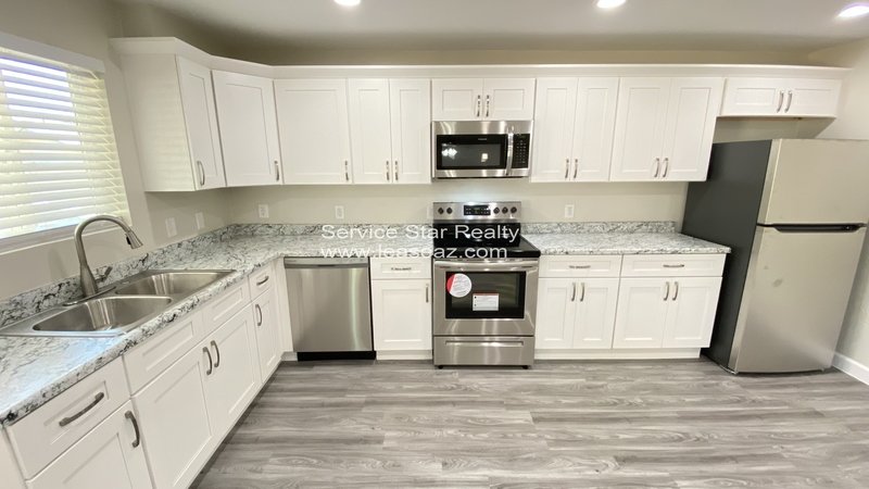 **MOVE IN SPECIAL -- 2 WEEKS FREE RENT!!** property image