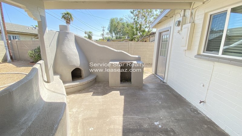 **MOVE IN SPECIAL -- 2 WEEKS FREE RENT!!** property image