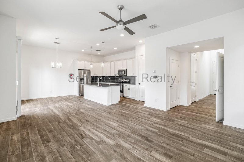 Beautiful 3BR/3.5BA Townhome in Tempe! property image