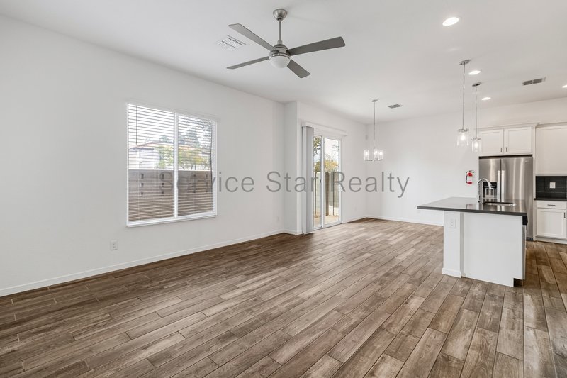 Beautiful 3BR/3.5BA Townhome in Tempe! property image