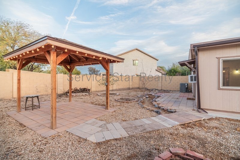 2+ bedroom, 2 bath home in Buckeye! property image