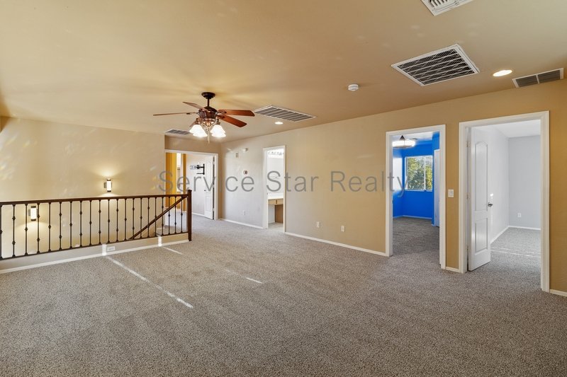 MOVE IN SPECIAL - **2 WEEKS FREE RENT WITH MOVE IN BY 6/26** property image