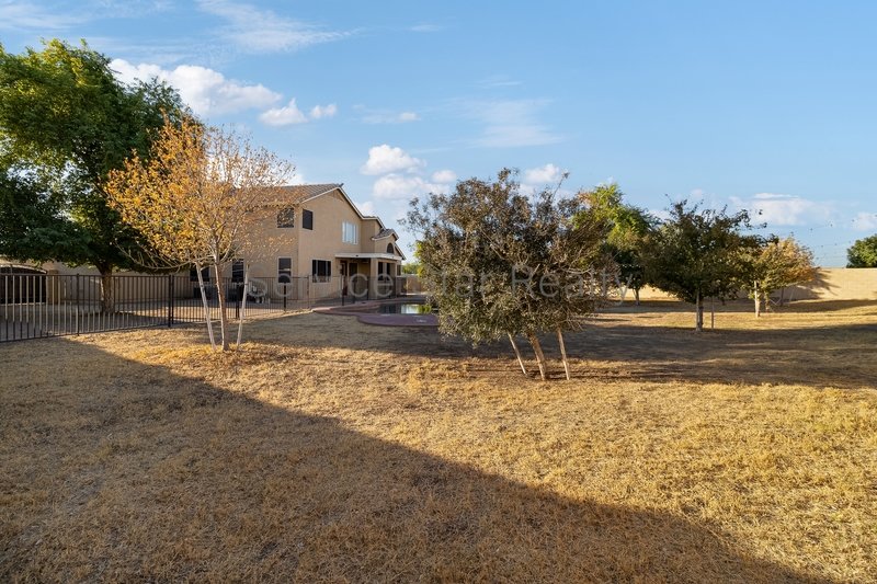 MOVE IN SPECIAL - **2 WEEKS FREE RENT WITH MOVE IN BY 6/26** property image
