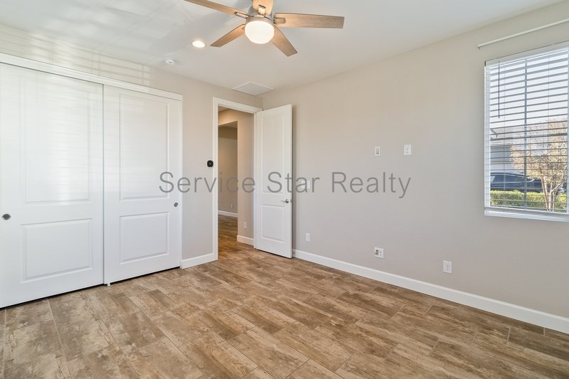 3BR/2.5BA GATED Sterling Grove  Surprise! property image