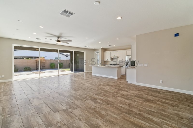 3BR/2.5BA GATED Sterling Grove  Surprise! property image