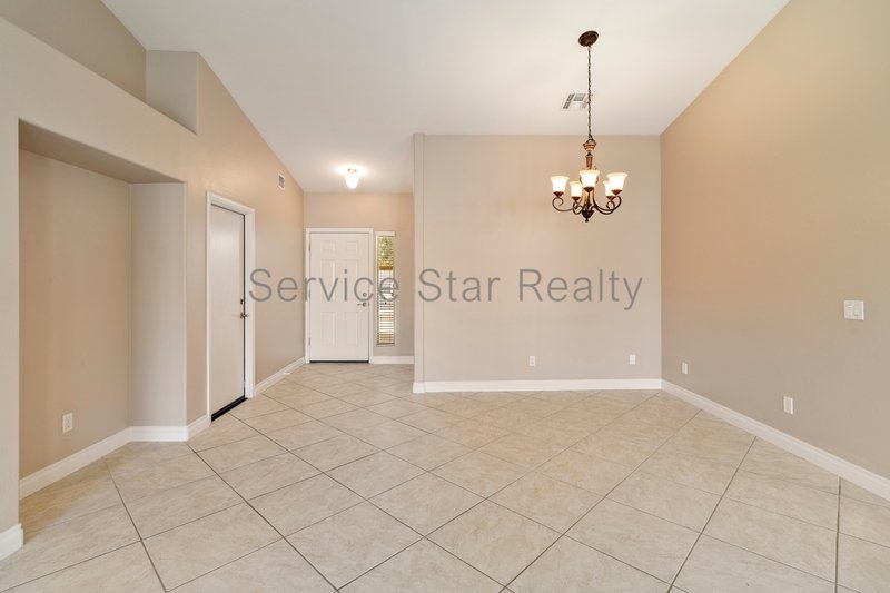 Spacious 4-Bedroom Home with 3-Car Garage in Surprise property image