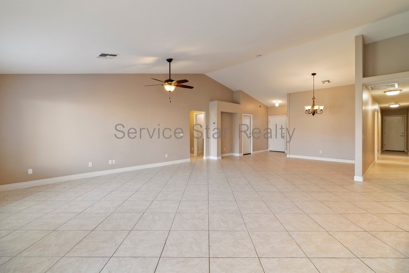 Spacious 4-Bedroom Home with 3-Car Garage in Surprise property image