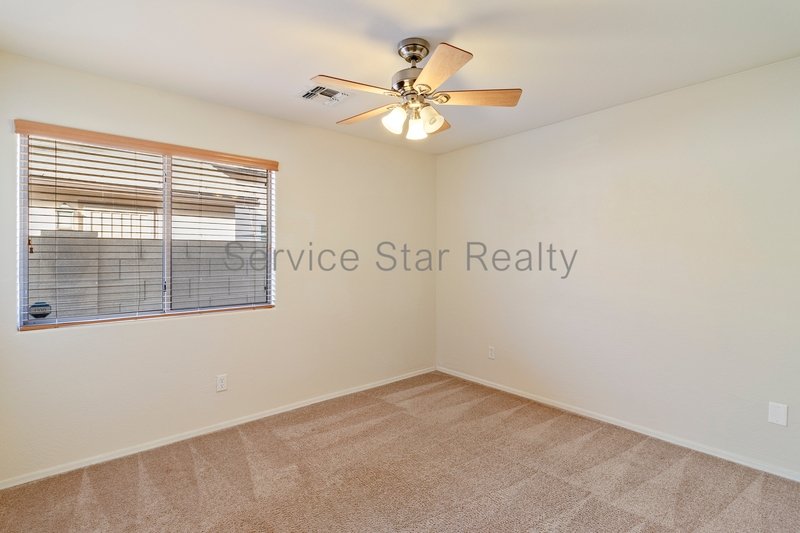 Spacious 4-Bedroom Home with 3-Car Garage in Surprise property image