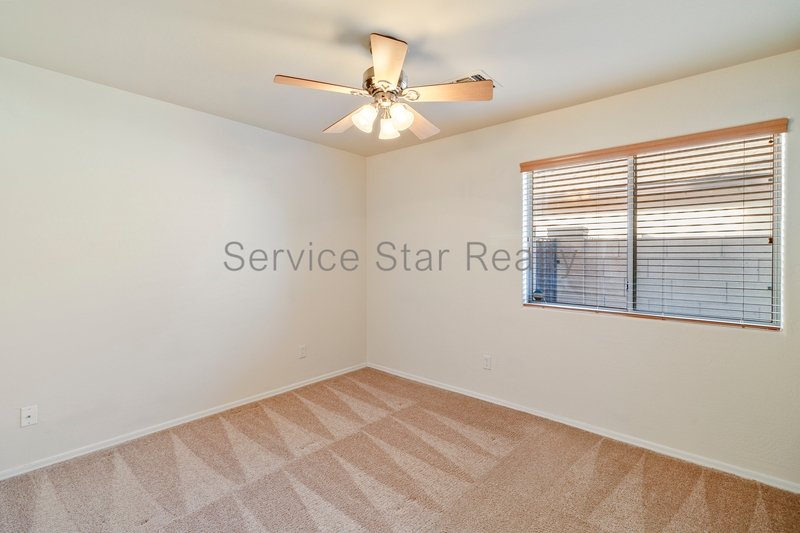 Spacious 4-Bedroom Home with 3-Car Garage in Surprise property image