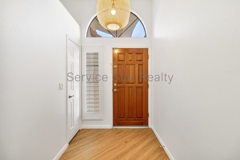 Beautiful 3-Bedroom Home with Upgrades in Tempe! property image