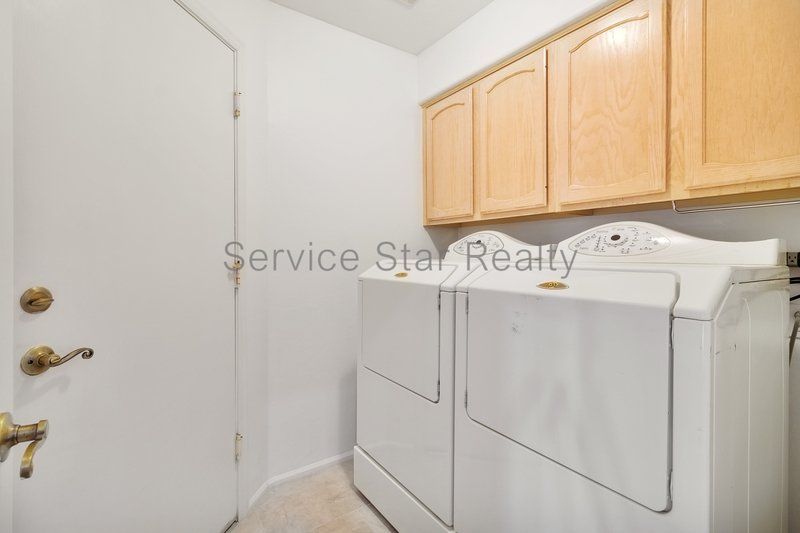 Beautiful 3-Bedroom Home with Upgrades in Tempe! property image