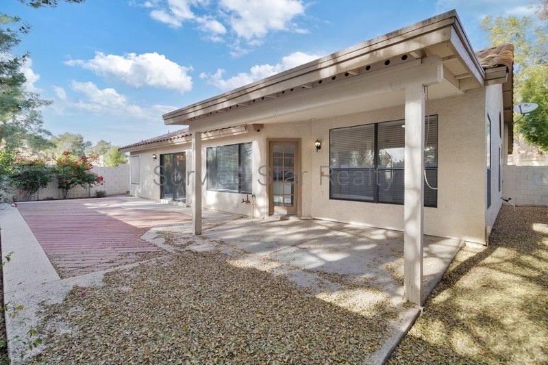 Beautiful 3-Bedroom Home with Upgrades in Tempe! property image