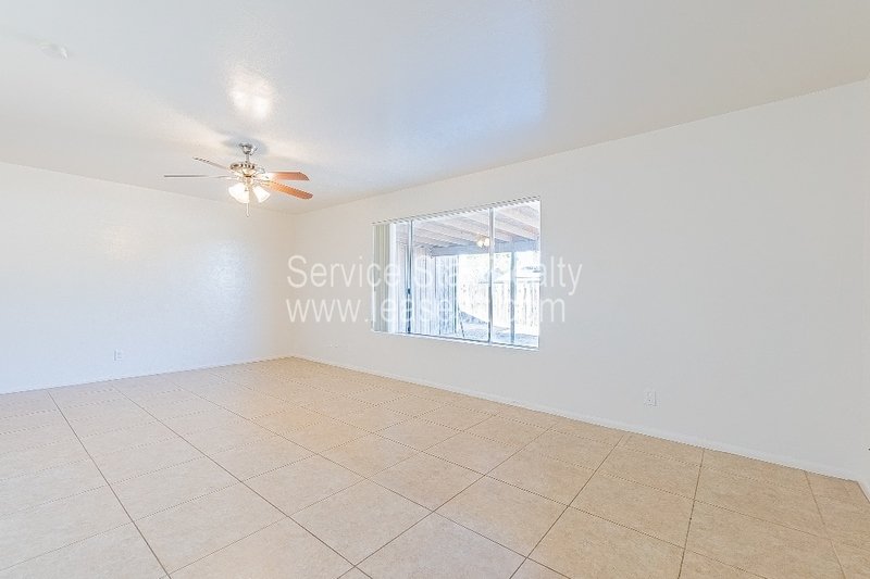 Terrific Chandler  3 BD + 2 BA property image