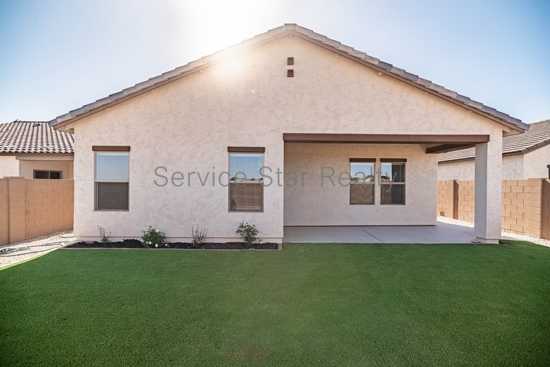 STUNNING BRAND NEW 5-Bed, 3-Bath home with 2-car garage in Maricopa! property image