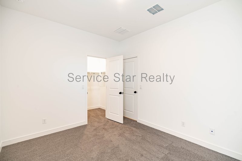 STUNNING BRAND NEW 5-Bed, 3-Bath home with 2-car garage in Maricopa! property image