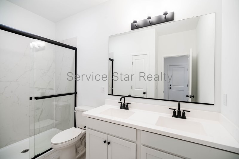 STUNNING BRAND NEW 5-Bed, 3-Bath home with 2-car garage in Maricopa! property image