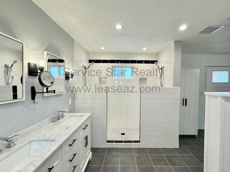 Beautiful home in Biltmore! property image