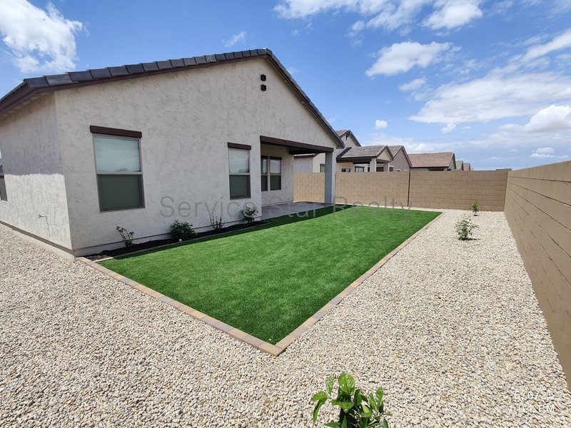 STUNNING BRAND NEW 5-Bed, 3-Bath home with 2-car garage in Maricopa! property image