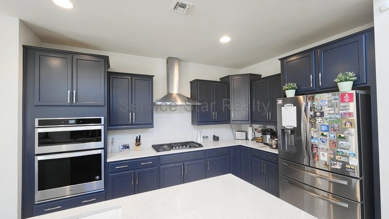 Stunning 5-Bed, 4.5 bath Beauty located in Sky Crossing North Phoenix! property image