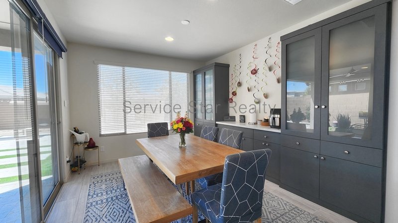 Stunning 5-Bed, 4.5 bath Beauty located in Sky Crossing North Phoenix! property image