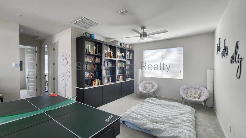 Stunning 5-Bed, 4.5 bath Beauty located in Sky Crossing North Phoenix! property image