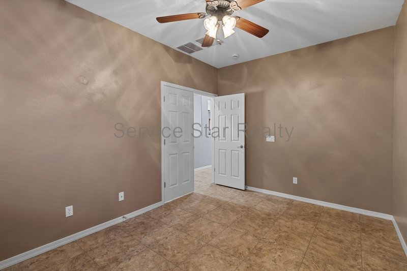 Spacious 5 Bed/3.5 Bath Home! property image