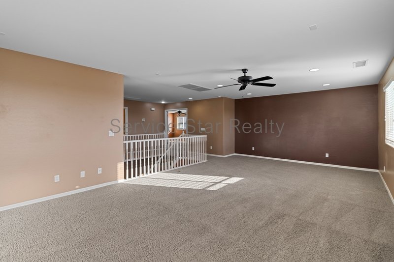 Spacious 5 Bed/3.5 Bath Home! property image