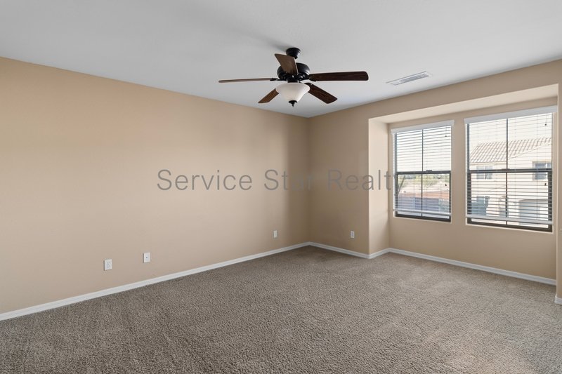 Spacious 5 Bed/3.5 Bath Home! property image